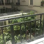 Hostnfly Apartments - Nice And Cosy Apartment At The Heart Of Montmartre