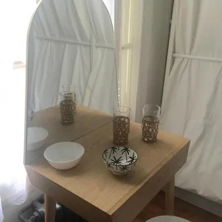 Hostnfly - Nice And Cosy At The Heart Of Montmartre *