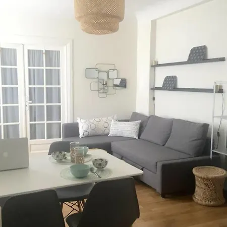 Hostnfly - Nice And Cosy At The Heart Of Montmartre Parigi