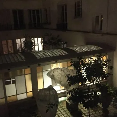 Hostnfly - Nice And Cosy At The Heart Of Montmartre Parigi